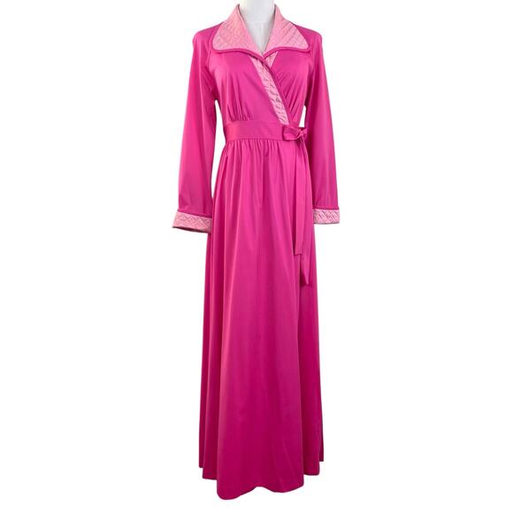 Vintage 60s JC Penny Loungewear Pink Nylon Satin Quilted Collar Long Robe Size S